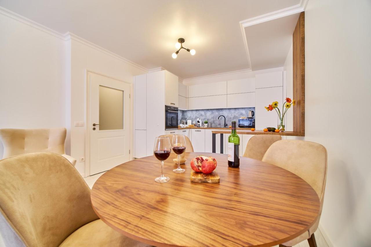 Premium Center Apartment In Grand Karavel 바르나 외부 사진