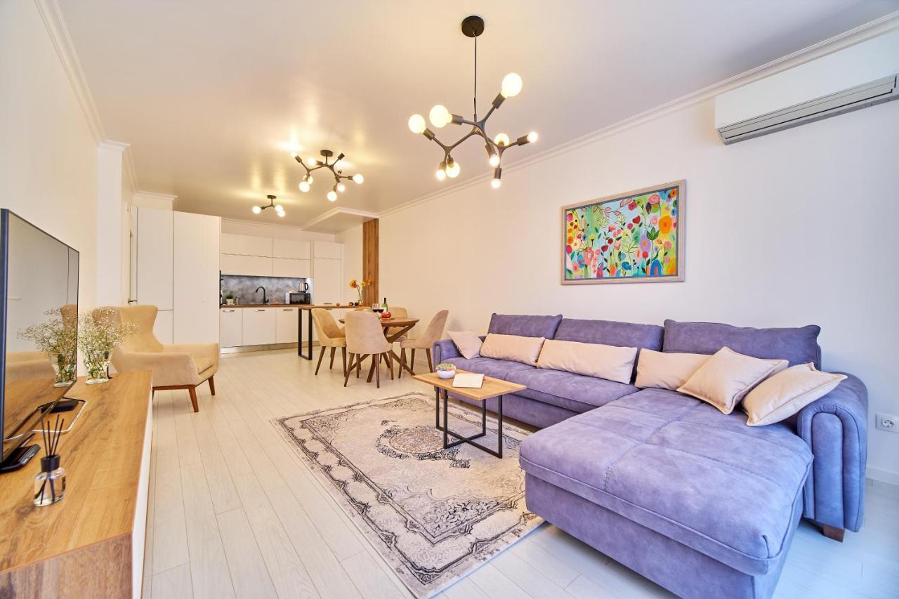 Premium Center Apartment In Grand Karavel 바르나 외부 사진